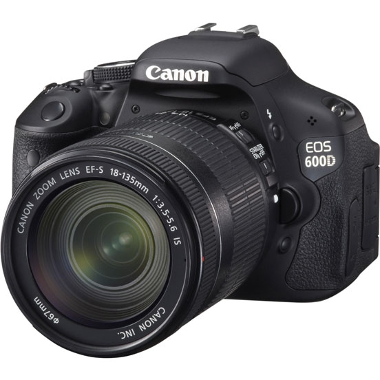 картинка Фотоаппарат зеркальный Canon EOS 600D Kit 18-135 IS Black от магазина Одежда+